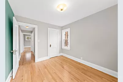 6820 W Hayes Ave, West Allis, WI 53219 - Photo 28