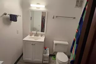 7721 N 60th St, Milwaukee, WI 53223 - Photo 10
