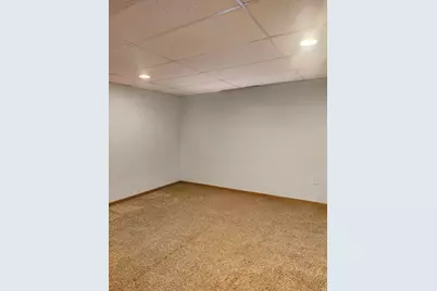 1524 E Monroe Ave, Hartford, WI 53027 - Photo 6