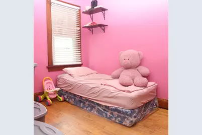 4064 N 24th St, Milwaukee, WI 53209 - Photo 6