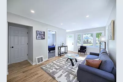 2471 S 74th St, West Allis, WI 53219 - Photo 14