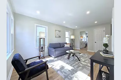 2471 S 74th St, West Allis, WI 53219 - Photo 10