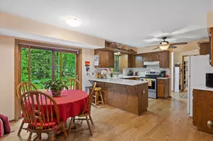 3145 S Manor Ct, New Berlin, WI 53151 - Photo 14