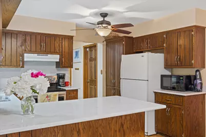 3145 S Manor Ct, New Berlin, WI 53151 - Photo 20