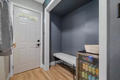 4520 N 110th St, Wauwatosa, WI 53225 - Photo 14