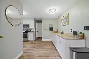 4520 N 110th St, Wauwatosa, WI 53225 - Photo 6