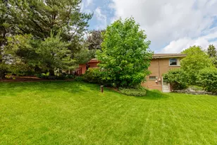 17020 Grant Ct, Brookfield, WI 53005 - Photo 20