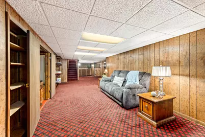 17020  Grant Ct, Brookfield, WI 53005 - Photo 32