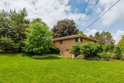17020  Grant Ct, Brookfield, WI 53005 - Photo 38