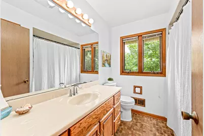 17020  Grant Ct, Brookfield, WI 53005 - Photo 12
