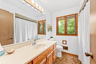 17020 Grant Ct, Brookfield, WI 53005 - Photo 12