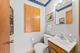 17020 Grant Ct, Brookfield, WI 53005 - Photo 10