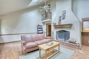 1895 Village Green Ct, Elm Grove, WI 53122 - Photo 22
