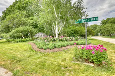 1895  Village Green Ct, Elm Grove, WI 53122 - Photo 42