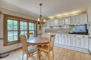 1895 Village Green Ct, Elm Grove, WI 53122 - Photo 16
