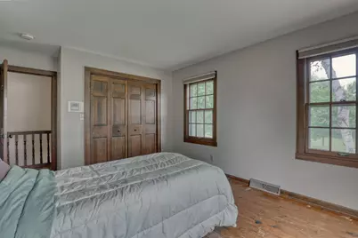 1895  Village Green Ct, Elm Grove, WI 53122 - Photo 40