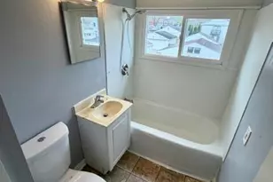 6181 N 38th St, Milwaukee, WI 53209 - Photo 10