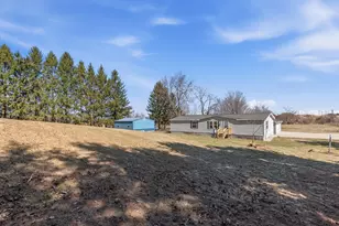 W8418 Hemlock Rd, Trenton, WI 53916 - Photo 2