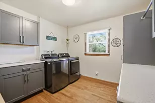 870 Dona Vista Dr, Brookfield, WI 53186 - Photo 18