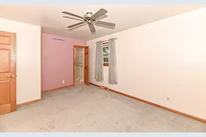 1332  Lakeview Ave, South Milwaukee, WI 53172 - Photo 16