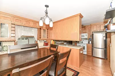 1332  Lakeview Ave, South Milwaukee, WI 53172 - Photo 12