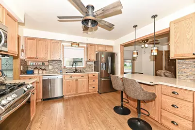 2223  Hayes Ave, Racine, WI 53405 - Photo 12