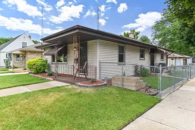 2223  Hayes Ave, Racine, WI 53405 - Photo 2