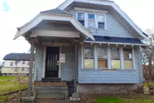 3534 N 24th Pl, Milwaukee, WI 53206 - Photo 1