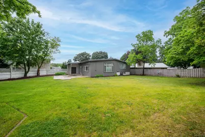 10063 W Grantosa Dr, Milwaukee, WI 53222 - Photo 28