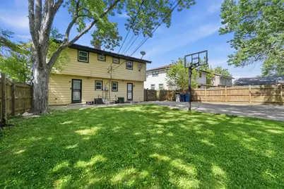 10501 W Silver Spring Dr, Milwaukee, WI 53225 - Photo 54