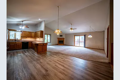 N165W19552  Partridge Path, Jackson, WI 53037 - Photo 4