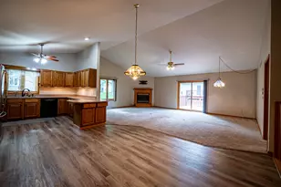 N165W19552 Partridge Path, Jackson, WI 53037 - Photo 4