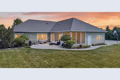 2707  Rolling Meadows Dr, Sheboygan, WI 53083 - Photo 52