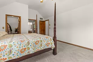 1211 Highpoint Ln, Waukesha, WI 53189 - Photo 26