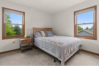 1211  Highpoint Ln, Waukesha, WI 53189 - Photo 32