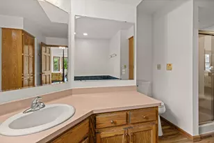 1211 Highpoint Ln, Waukesha, WI 53189 - Photo 30