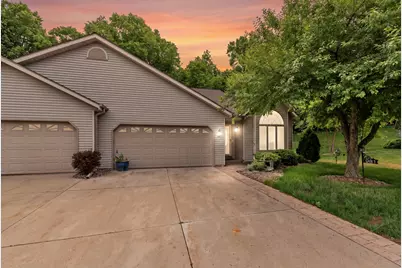 981 E Loos St, Hartford, WI 53027 - Photo 14