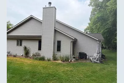 981 E Loos St, Hartford, WI 53027 - Photo 20