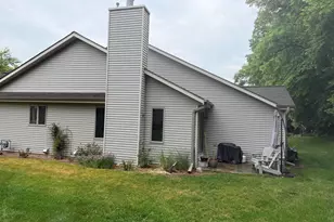 981 E Loos St, Hartford, WI 53027 - Photo 20