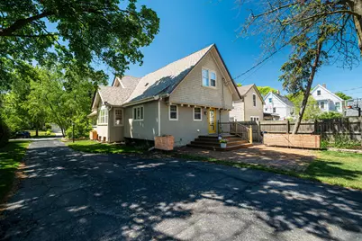 2416 E Beverly Rd, Shorewood, WI 53211 - Photo 8