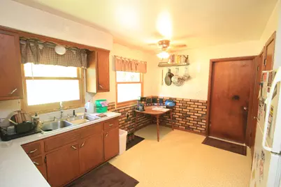 N48W19068  Joetta Dr, Menomonee Falls, WI 53051 - Photo 6