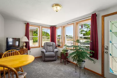 418 S Charles St, Oconomowoc, WI 53066 - Photo 2