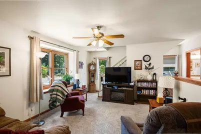 418 S Charles St, Oconomowoc, WI 53066 - Photo 4