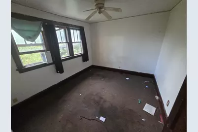 3908 N 22nd St, Milwaukee, WI 53206 - Photo 12