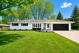 12905 Wembley Rd, Brookfield, WI 53005 - Photo 2