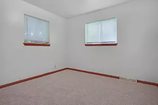 5730 N 91st St, Milwaukee, WI 53225 - Photo 6