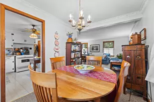 6405 W Clarke St, Wauwatosa, WI 53213 - Photo 18