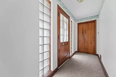 6405 W Clarke St, Wauwatosa, WI 53213 - Photo 26