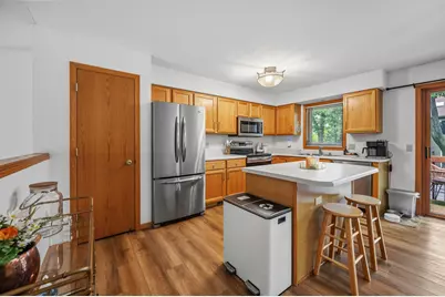 3509  Cosgrove Dr, Madison, WI 53719 - Photo 10