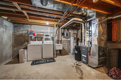 3509  Cosgrove Dr, Madison, WI 53719 - Photo 24